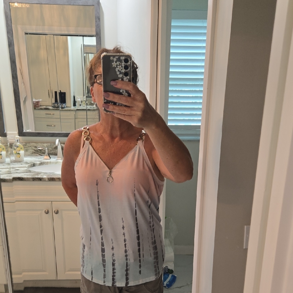 Women's Pink And Blue Gradient Sleeveless Top